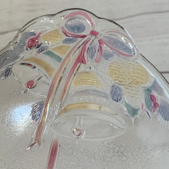 Vintage Mikasa Glass Christmas Basket Bowl with Bells and Plastic Bow Handle - Picture 15 of 16